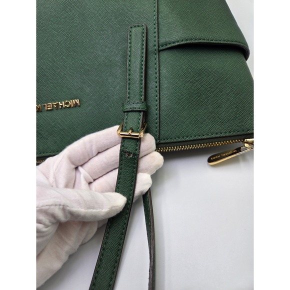Michael Kors Tote Bag Dark Green Saffiano Leather Gold Hardware *see photos - Picture 5 of 14